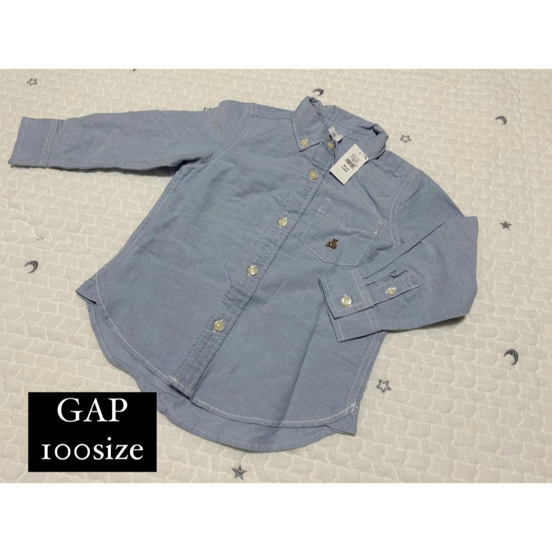 GAP Kids(ギャップキッズ)の新品タグつき GAP ロゴデニムシャツ 100size キッズ/ベビー/マタニティのキッズ服男の子用(90cm~)(ジャケット/上着)の商品写真