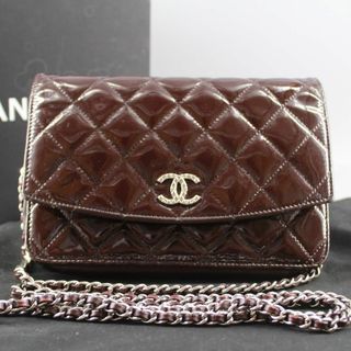 シャネル エナメルバッグの通販 100点以上 | CHANELを買うならラクマ