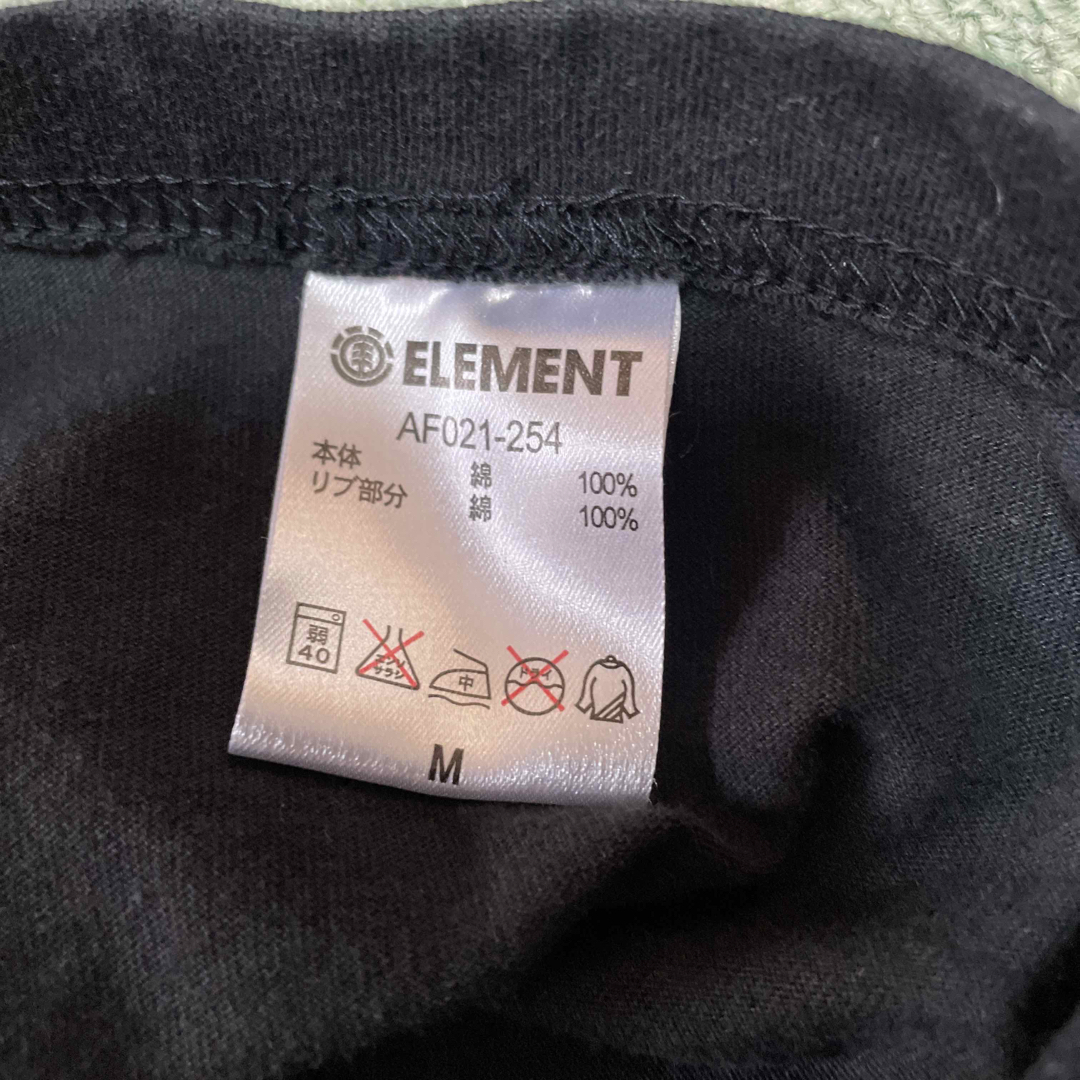 ELEMENT(エレメント)のELEMENT   Tシャツ　黒　Mサイズ　　　　　　　　　　　　　　エレメント メンズのトップス(Tシャツ/カットソー(半袖/袖なし))の商品写真