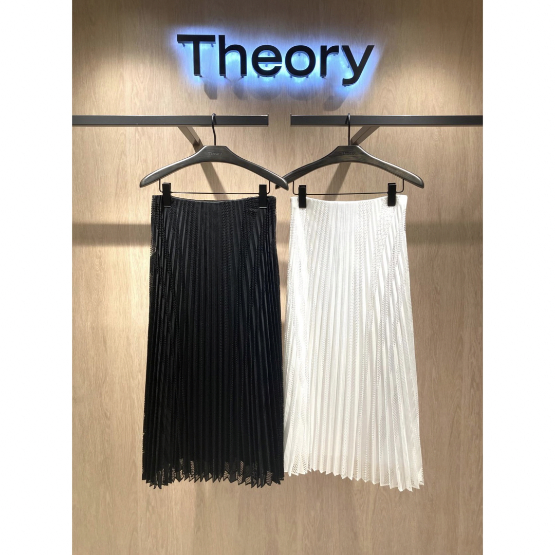 theory(セオリー)のTheory 22ss ミディ丈プリーツスカート レディースのスカート(ロングスカート)の商品写真