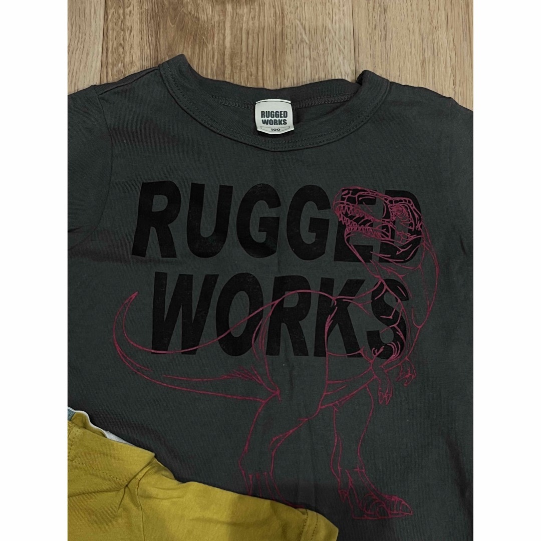 RUGGEDWORKS(ラゲッドワークス)の恐竜Tシャツ3枚セット キッズ/ベビー/マタニティのキッズ服男の子用(90cm~)(Tシャツ/カットソー)の商品写真