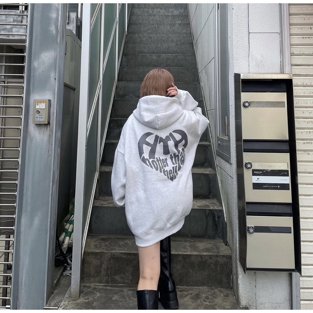 HTH Heart logo hoodie ハートロゴフーディ パーカー グレー- HTH Heart logo hoodie ハートロゴフーディ パーカー グレー-