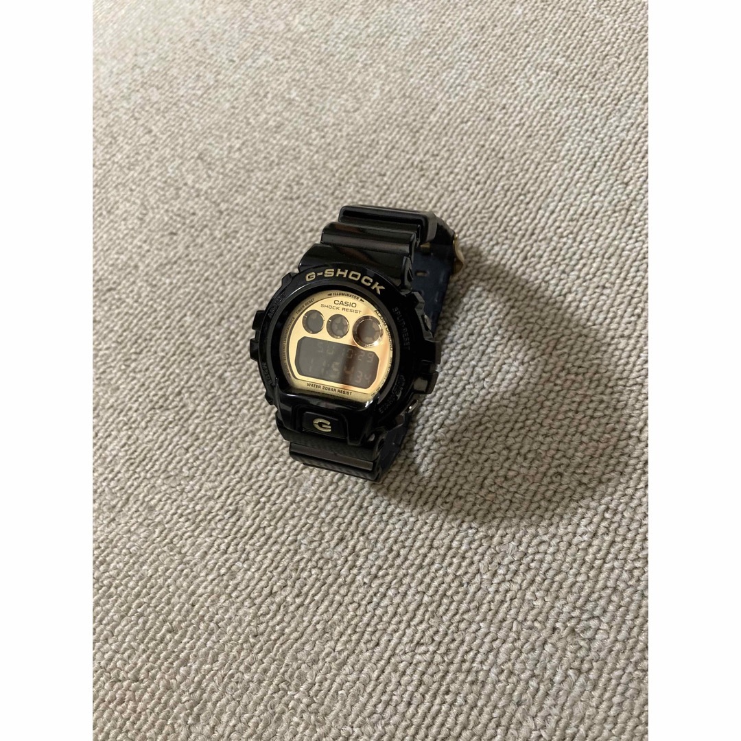 G-SHOCK(ジーショック)の美品　Gショック　金盤面 メンズの時計(腕時計(デジタル))の商品写真