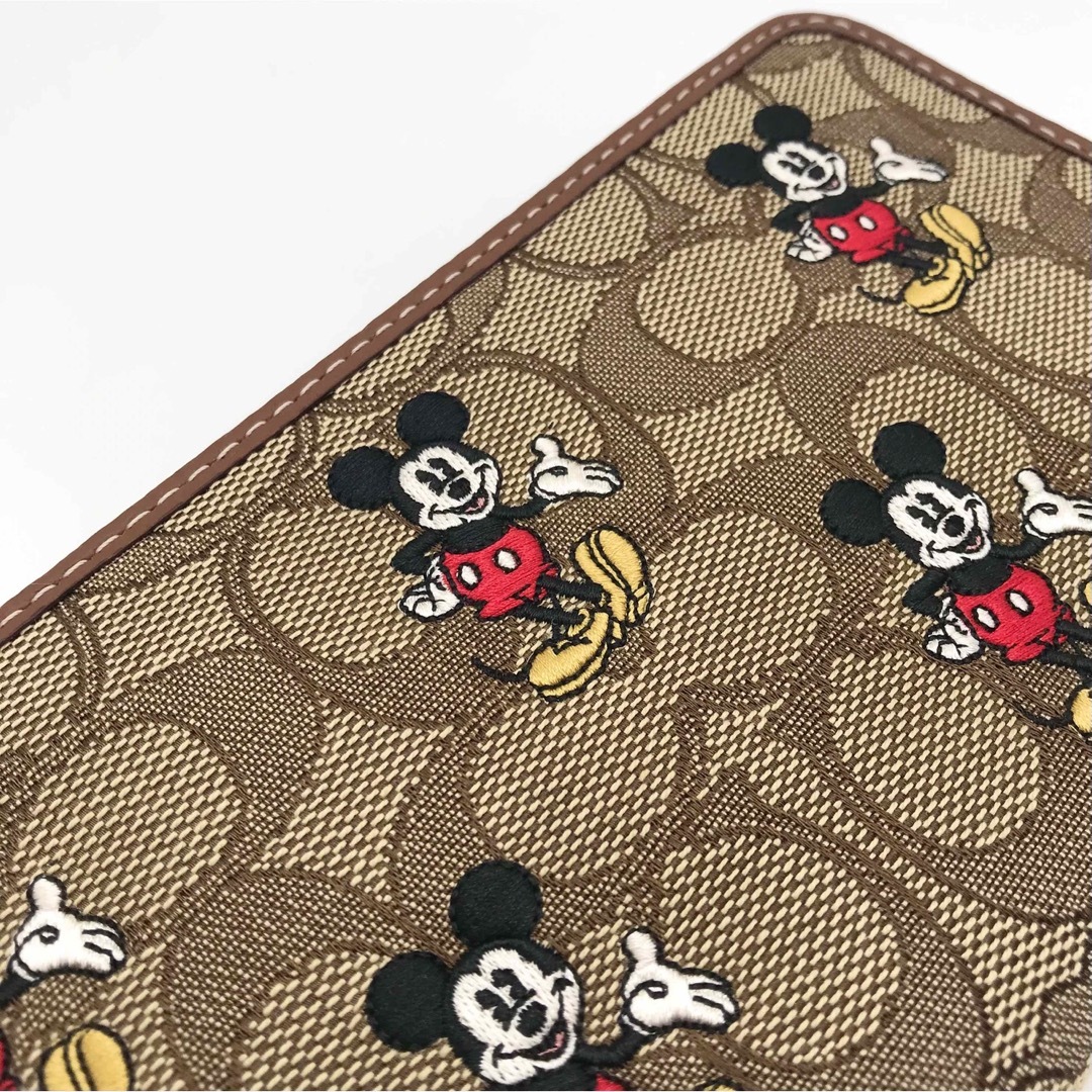 COACH(コーチ)のDISNEY X COACH コラボ アコーディオン ウォレット ミッキー 新品 メンズのファッション小物(長財布)の商品写真