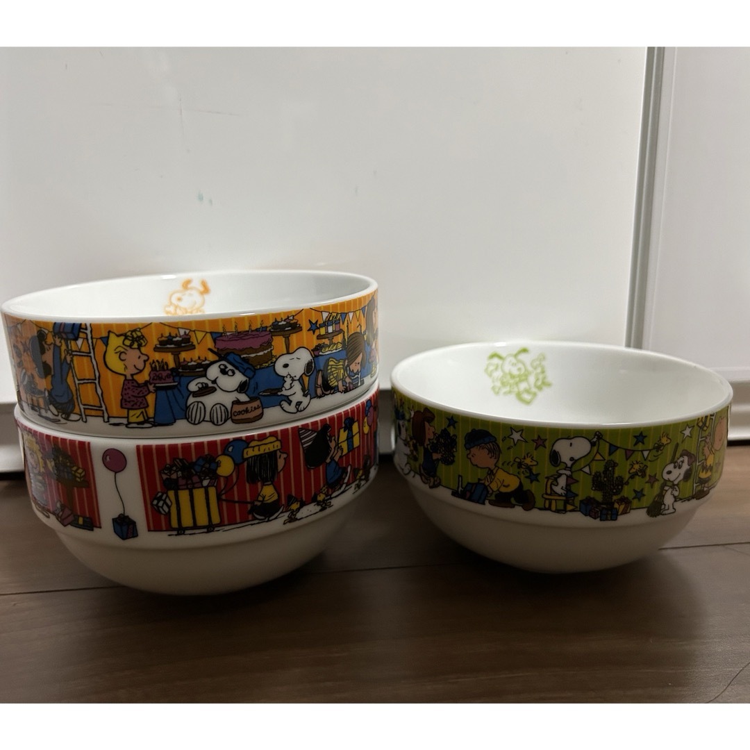 SNOOPY(スヌーピー)の【3点セット】ケンタッキー　スヌーピー　皿 インテリア/住まい/日用品のキッチン/食器(食器)の商品写真