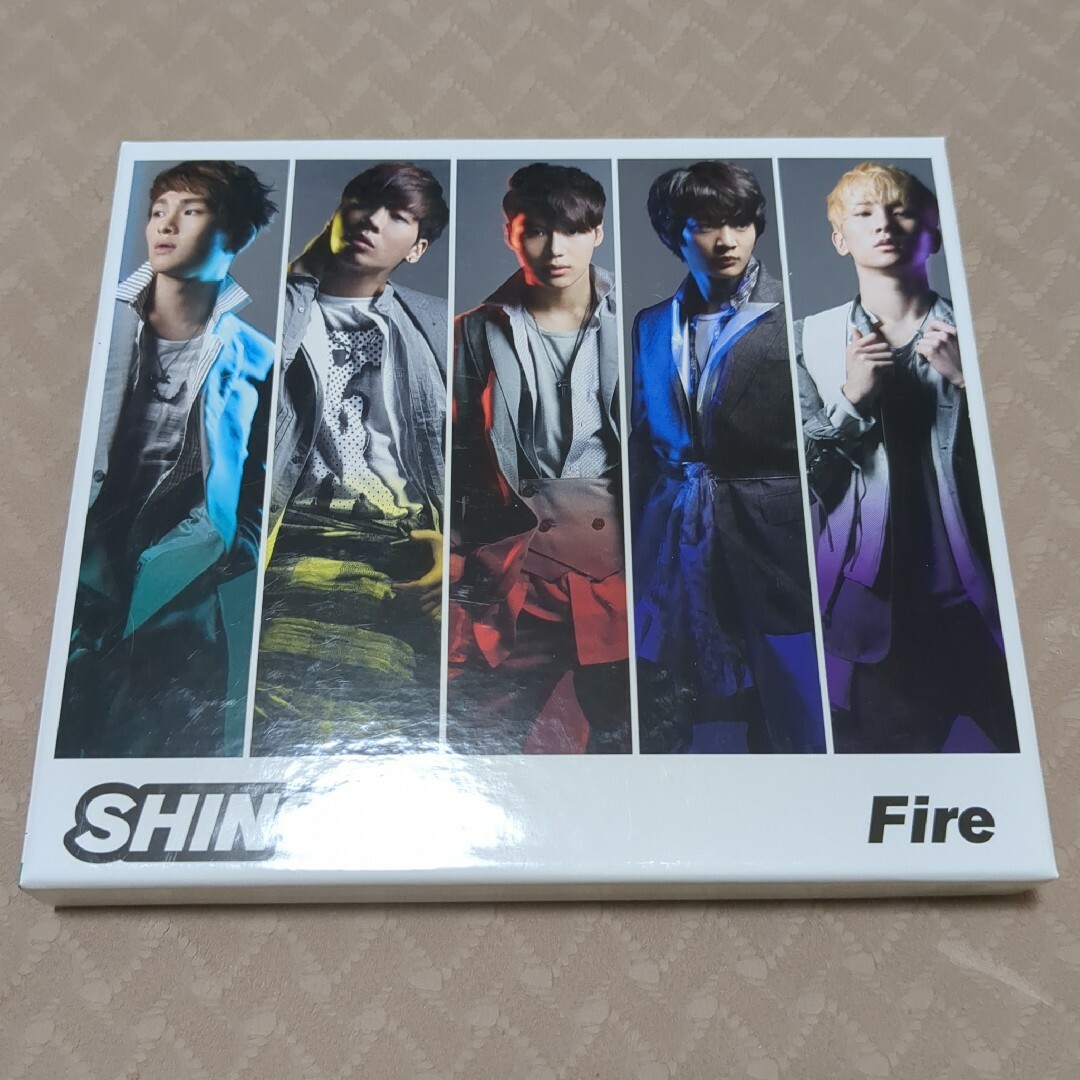 SHINee(シャイニー)のFire（初回生産限定盤）　ミンホトレカ　ステッカー付き エンタメ/ホビーのCD(K-POP/アジア)の商品写真