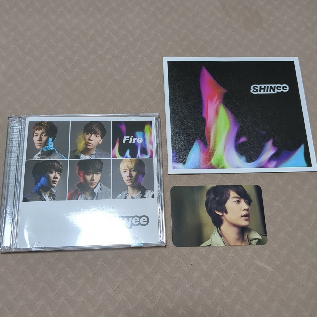 SHINee(シャイニー)のFire（初回生産限定盤）　ミンホトレカ　ステッカー付き エンタメ/ホビーのCD(K-POP/アジア)の商品写真