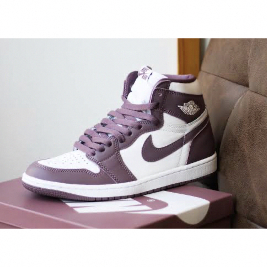 Jordan Brand（NIKE）(ジョーダン)のAIR JORDAN 1 RETRO HIGH OG "MAUVE"  メンズの靴/シューズ(スニーカー)の商品写真