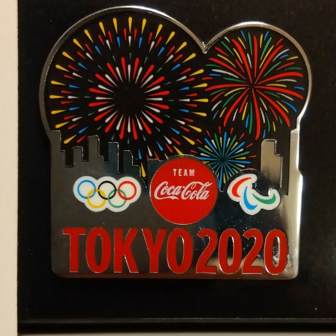 コカ・コーラ(コカコーラ)のコカ・コーラ 2020五輪 ピンバッジ エンタメ/ホビーのアニメグッズ(バッジ/ピンバッジ)の商品写真