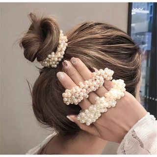 【新品未使用】 ヘアゴム パール ホワイト 韓国 髪留め おしゃれ 綺麗 結婚式(ヘアゴム/シュシュ)