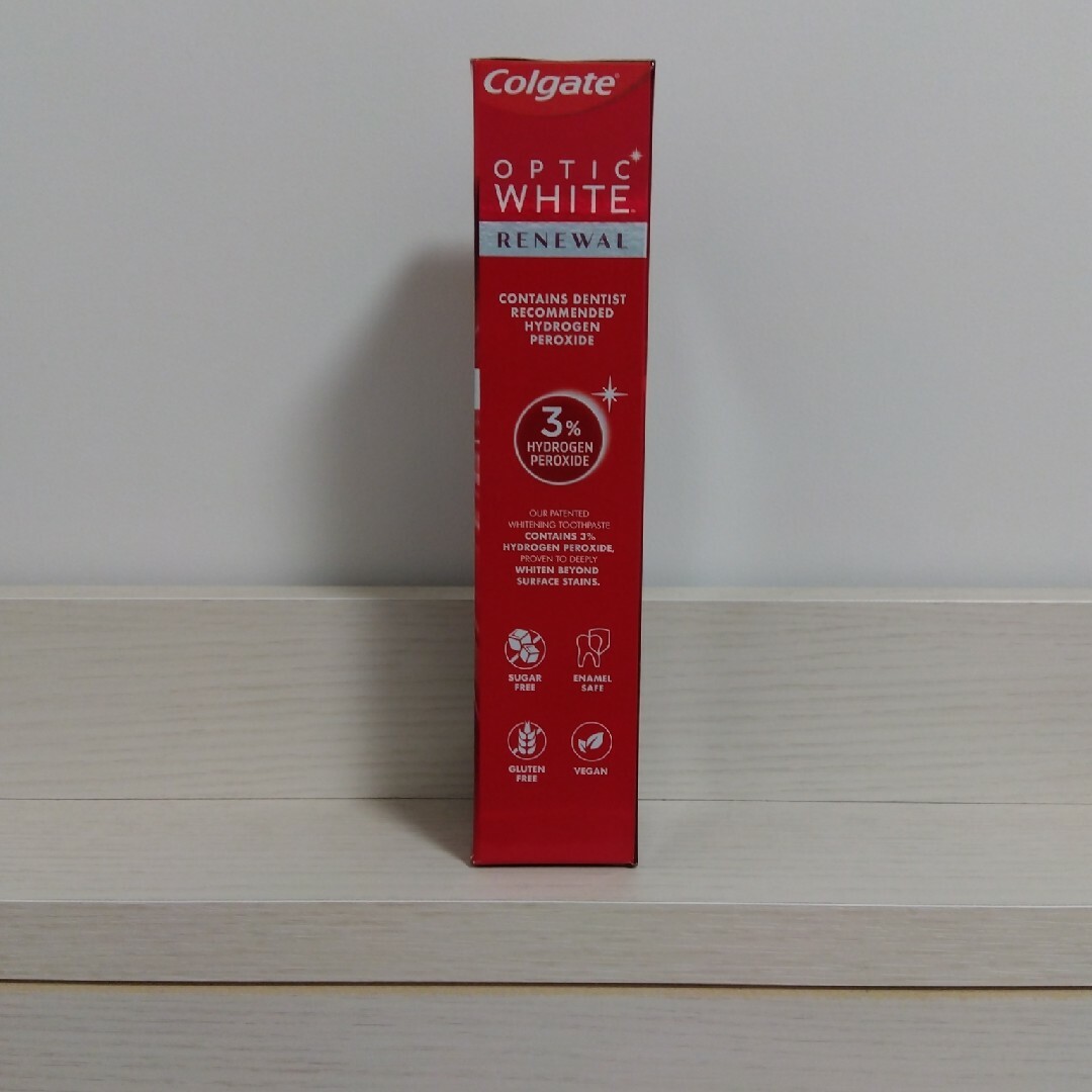 コルゲート オプティックホワイト Colgate  Optic White コスメ/美容のオーラルケア(歯磨き粉)の商品写真