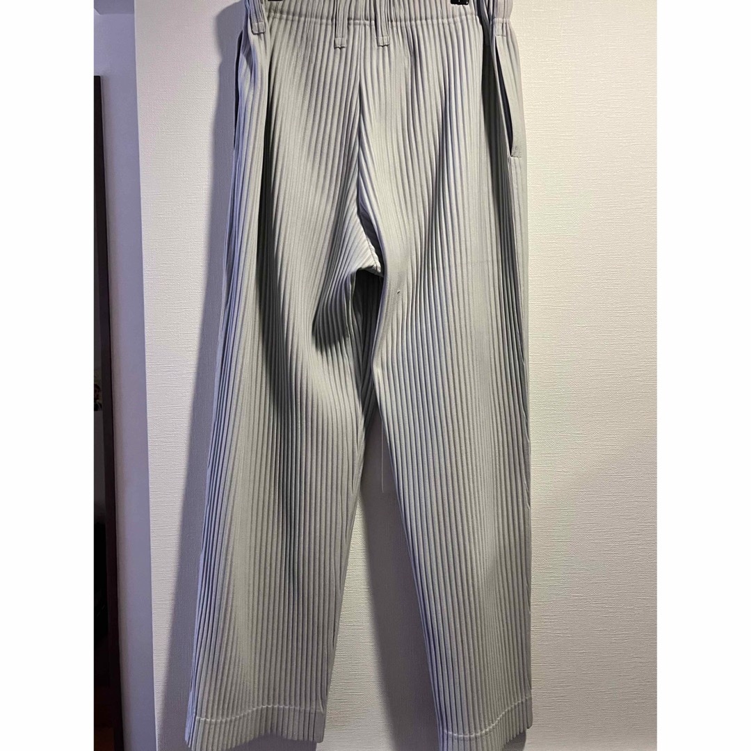 ISSEY MIYAKE(イッセイミヤケ)のHomme Plisse Issey Miyake basic パンツ サイズ2 メンズのパンツ(スラックス)の商品写真