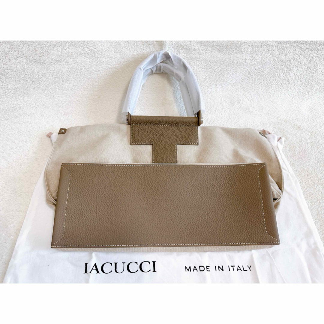 IACUCCI - IACUCCIトートバッグ グレージュ系 イアクッチ キャンバス