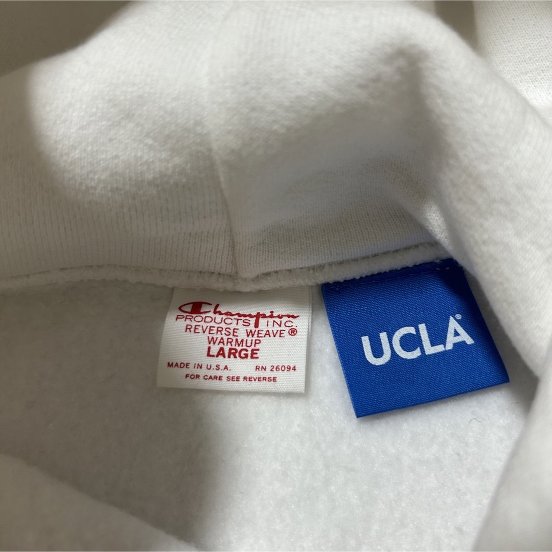 Champion(チャンピオン)の復刻赤単Lサイズ！USA製チャンピオ×UCLA リバースウィーブ 古着スウェット メンズのトップス(パーカー)の商品写真