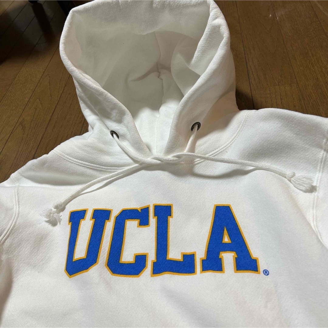 Champion(チャンピオン)の復刻赤単Lサイズ！USA製チャンピオ×UCLA リバースウィーブ 古着スウェット メンズのトップス(パーカー)の商品写真