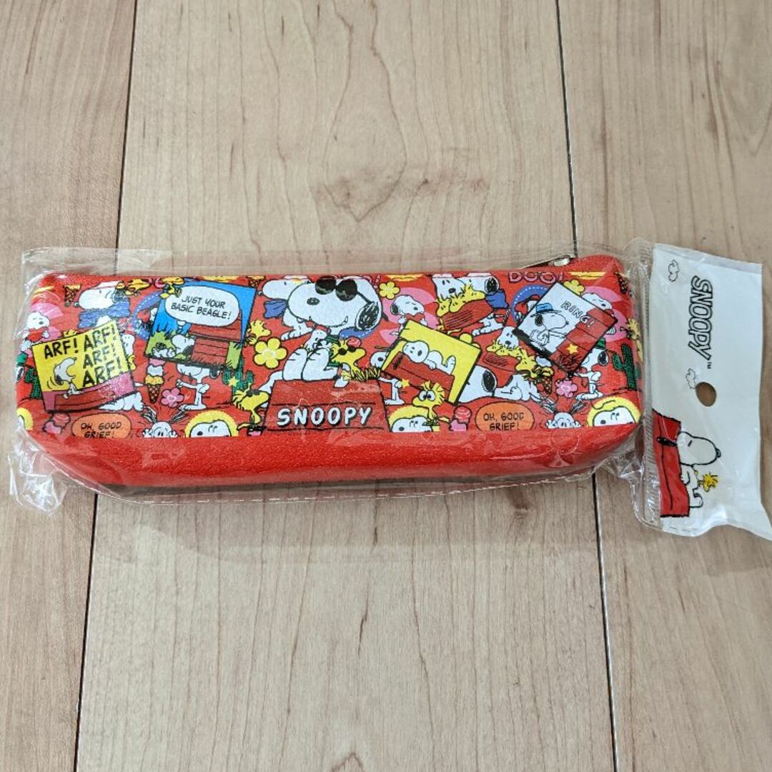 SNOOPY(スヌーピー)のスヌーピー SNOOPY ペンポーチ ペンケース 筆箱 インテリア/住まい/日用品の文房具(ペンケース/筆箱)の商品写真