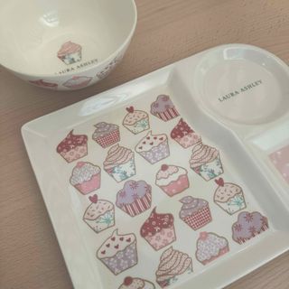 ローラアシュレイ(LAURA ASHLEY)のハンナ165様ご専用【LAURA ASHLEY】カップケーキ kids用食器(食器)