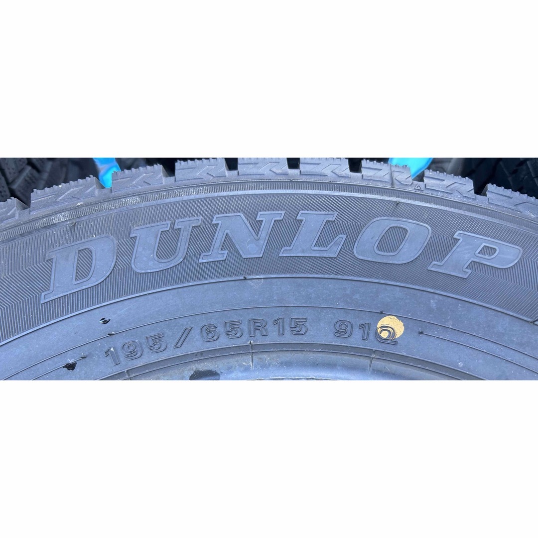 DUNLOP 195/65R15 22年製　スタッドレスタイヤ