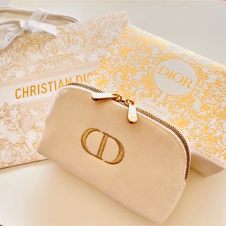 ディオール(Dior)のポーチ（最新クリスマス2023）(ポーチ)