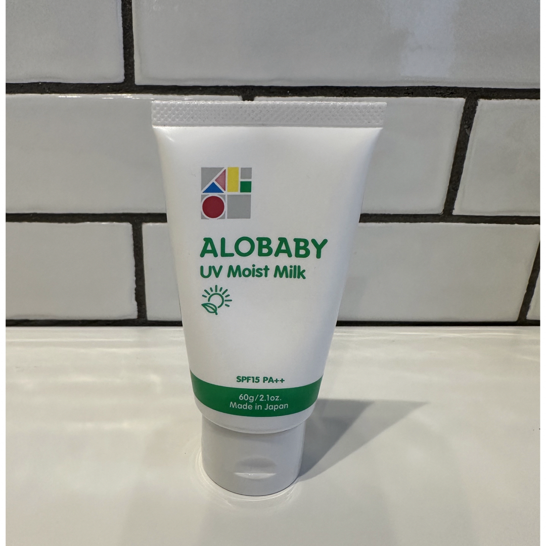 ALOBABY(アロベビー)のアロベビー　UVモイストミルク　日焼け止め キッズ/ベビー/マタニティの洗浄/衛生用品(ベビーローション)の商品写真