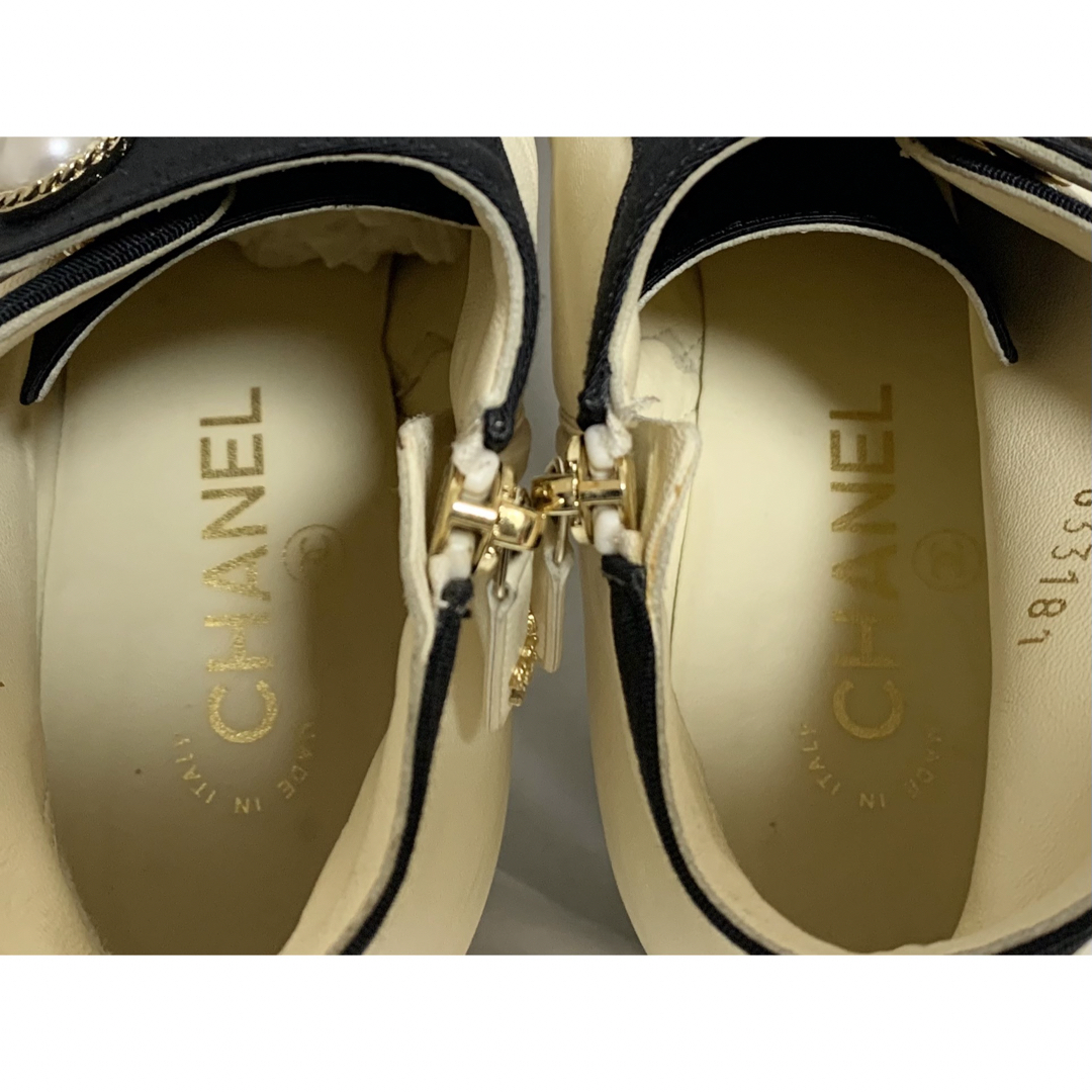 CHANEL - 希少超美品 シャネル G33181 フェイクパール レザー CHANEL - 希少超美品 シャネル G33181 フェイクパール レザー