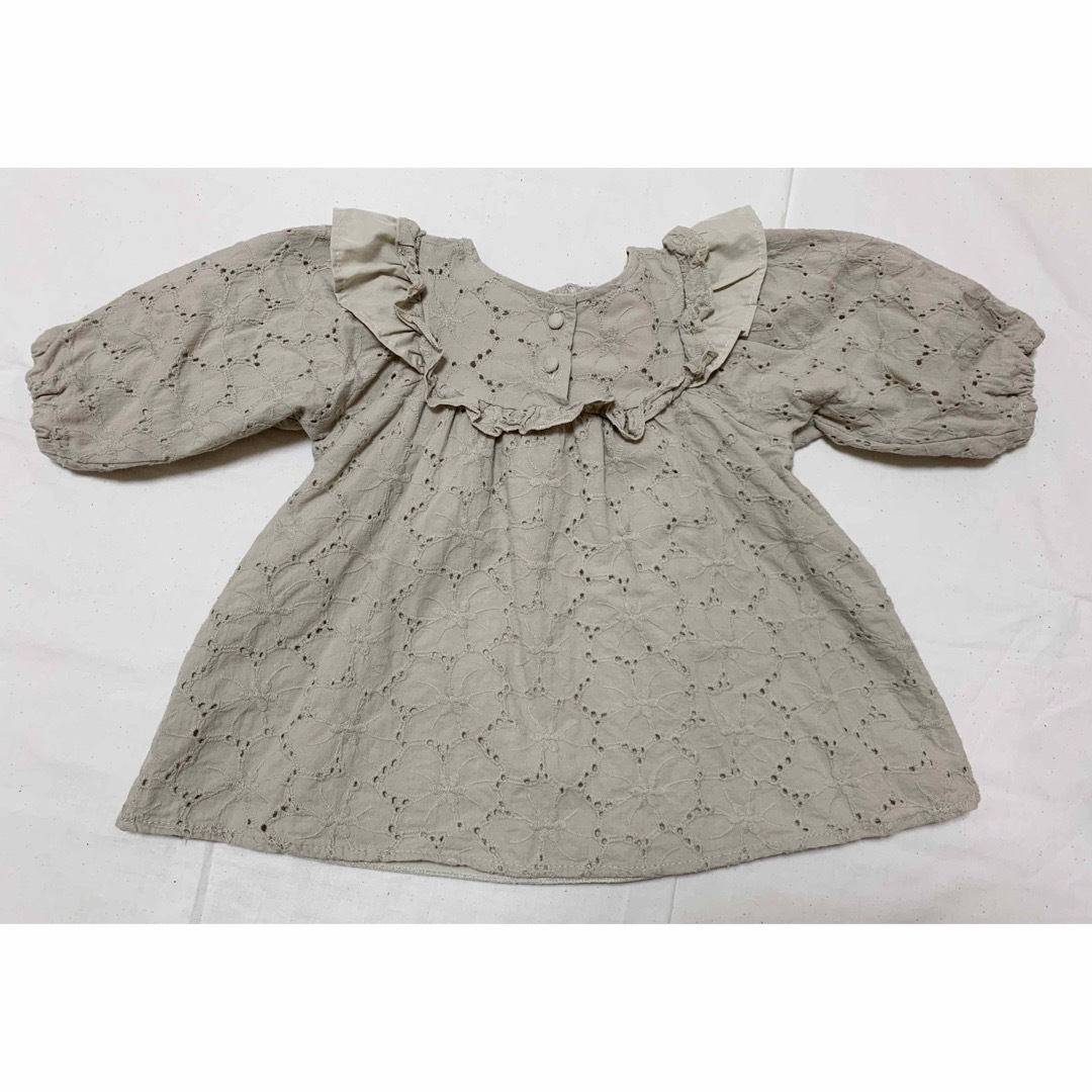 秋春もの上下セット　サイズ90 キッズ/ベビー/マタニティのキッズ服女の子用(90cm~)(ブラウス)の商品写真