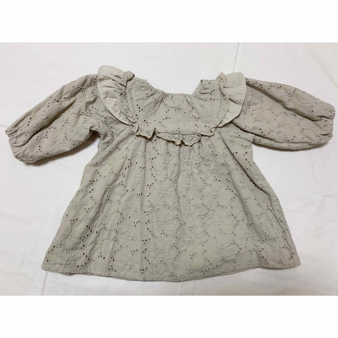 秋春もの上下セット　サイズ90 キッズ/ベビー/マタニティのキッズ服女の子用(90cm~)(ブラウス)の商品写真