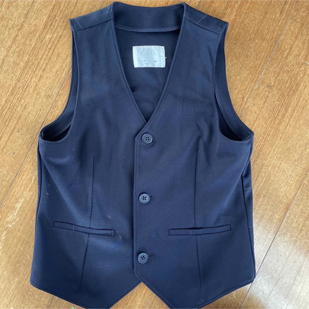 ZARA(ザラ)の【ZARA・UNIQLO】フォーマルウェア4点セット　130cm キッズ/ベビー/マタニティのキッズ服男の子用(90cm~)(ドレス/フォーマル)の商品写真