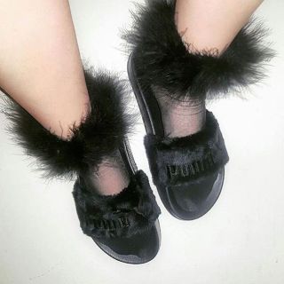 プーマ(PUMA)の専用！puma リアーナコラボ♡ fenty25(サンダル)