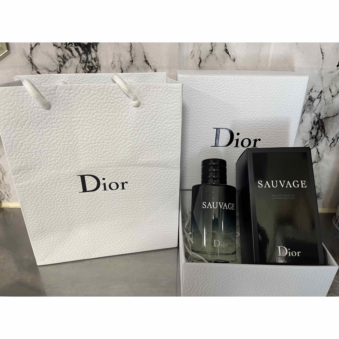 DIOR SAUVAGE EAU DE PARFUM 100ml ソヴァージュ | フリマアプリ ラクマ