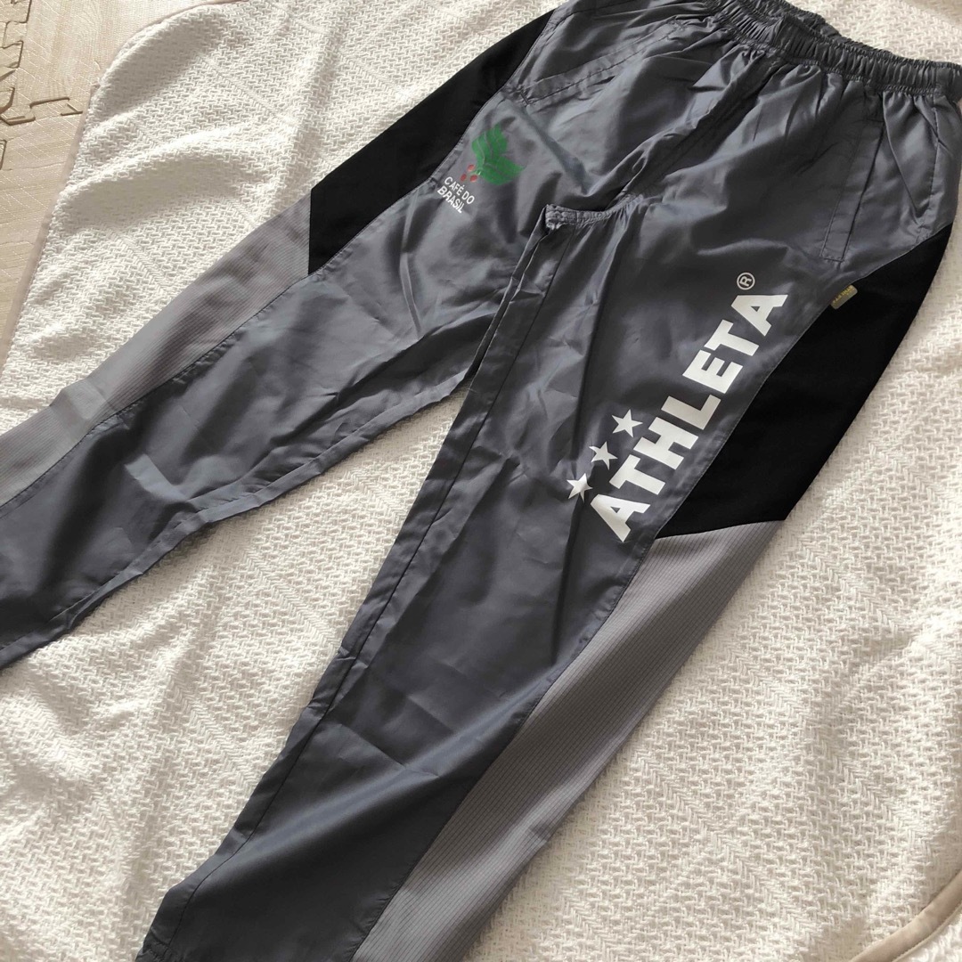 ATHLETA(アスレタ)のATHLETA ジャージ　シャカシャカ長ズボン スポーツ/アウトドアのサッカー/フットサル(ウェア)の商品写真