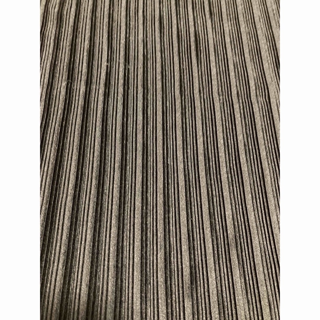 PLEATS PLEASE ISSEY MIYAKE(プリーツプリーズイッセイミヤケ)の【極美品】PLEATS プリーツプリーズ イッセイミヤケ ロングスカート レディースのスカート(ロングスカート)の商品写真