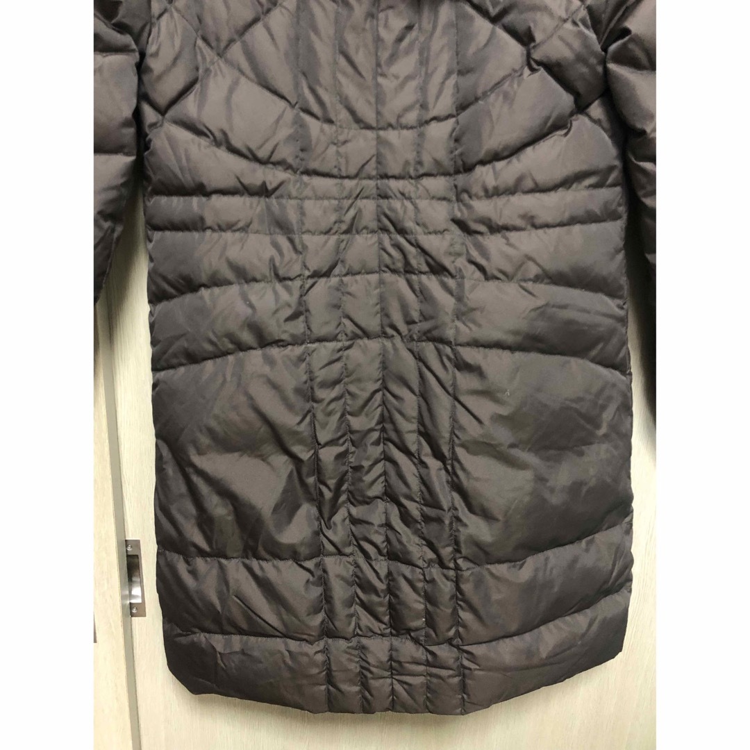 MONCLER(モンクレール)のMONCLER モンクレール　ロングダウン　ブラウン　サイズ0 レディースのジャケット/アウター(ダウンコート)の商品写真