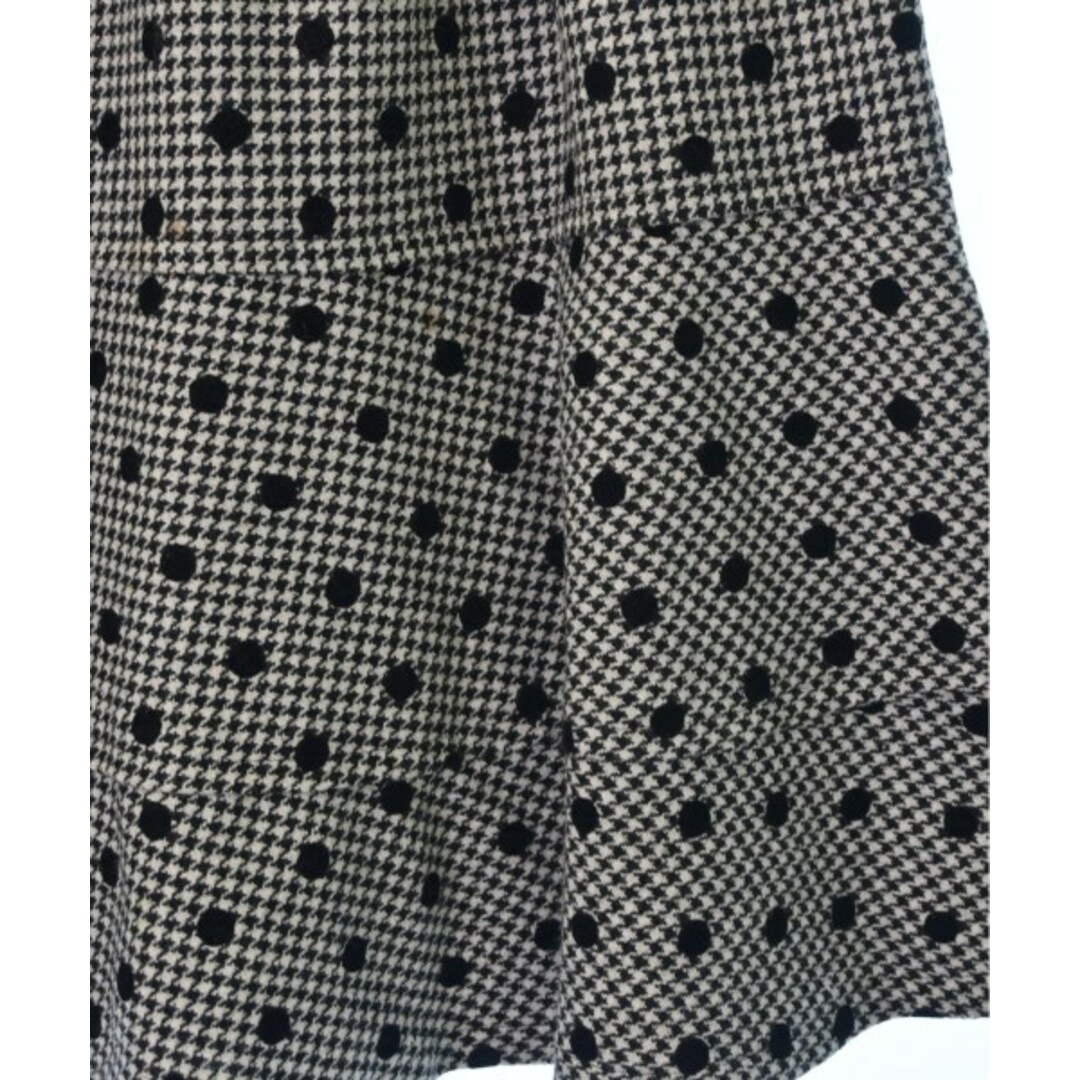 tricot COMME des GARCONS(トリココムデギャルソン)のtricot COMME des GARCONS ひざ丈スカート F 【古着】【中古】 レディースのスカート(ひざ丈スカート)の商品写真