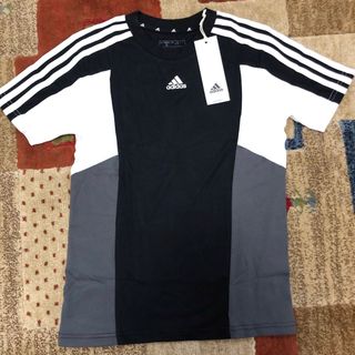 アディダス(adidas)のアディダス　半袖　Tシャツ　140(Tシャツ/カットソー)