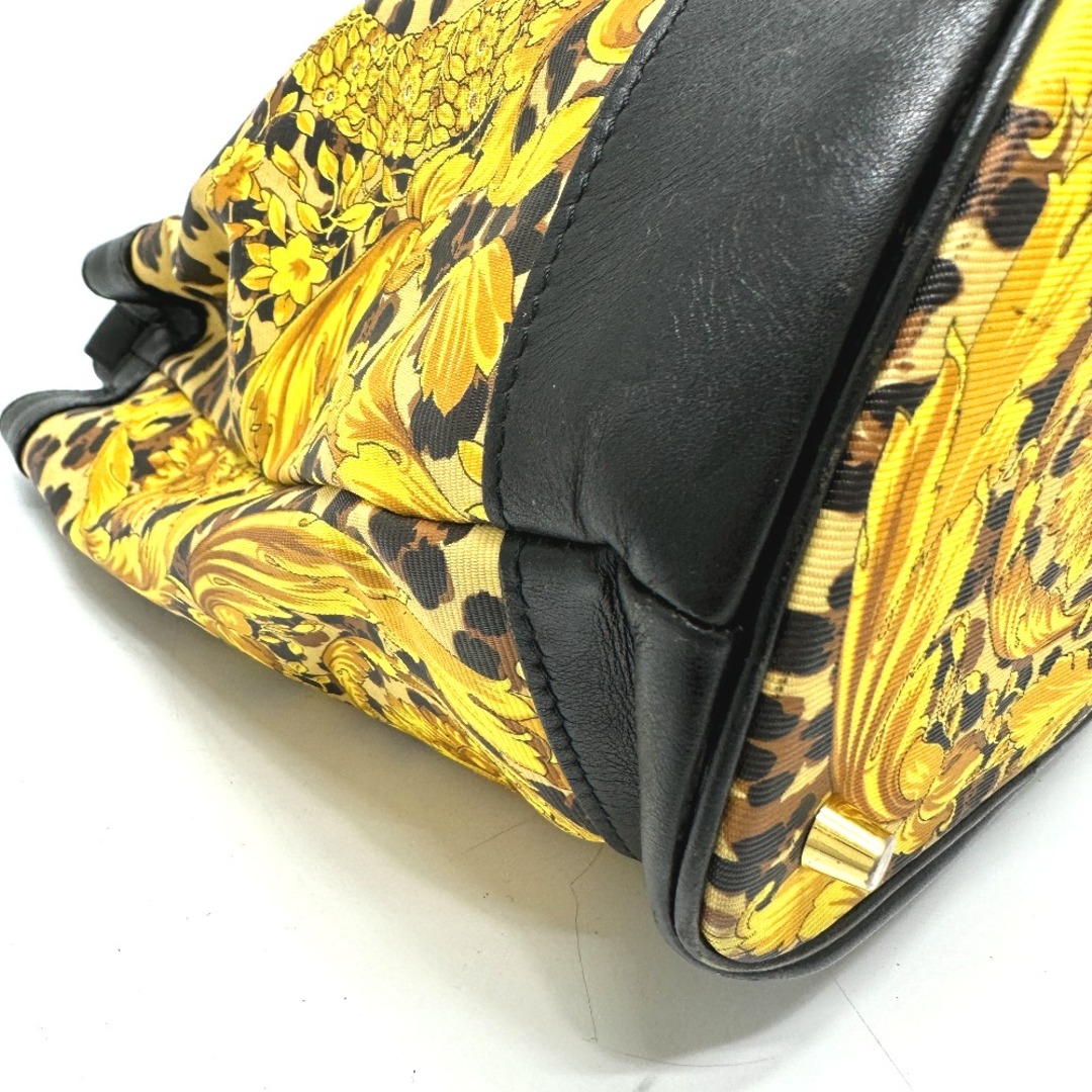 ヴェルサーチ VERSACE レオパード 巾着 豹柄 ヒョウ ヴェルサーチ VERSACE レオパード 巾着 豹柄 ヒョウ