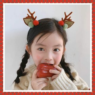 クリスマス トナカイヘアクリップ 緑×赤 小さめ 可愛い ポンポン ふわふわ(その他)