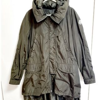 モンクレール(MONCLER)の美品 MONCLER コート(スプリングコート)