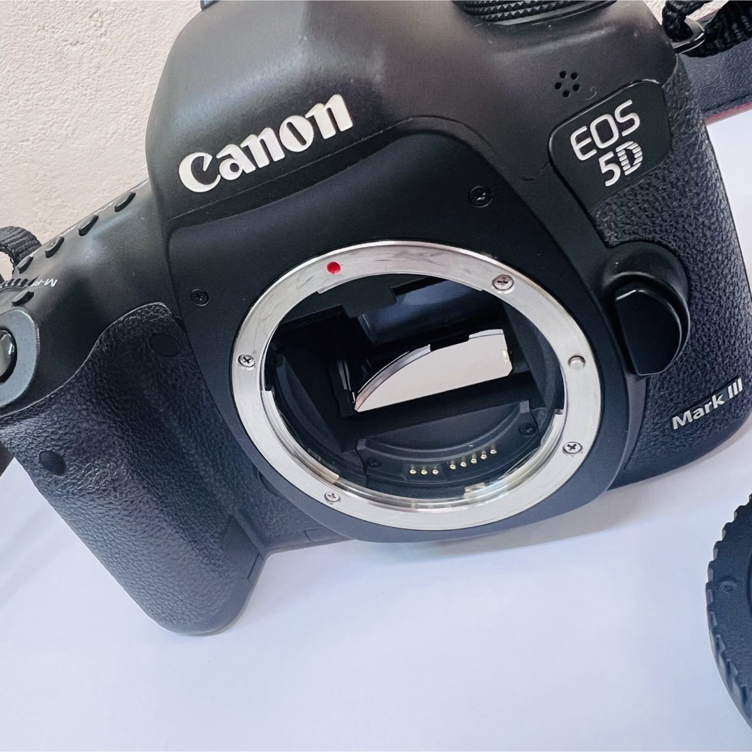 キャノン Canon EOS 5D Mark III ボディ