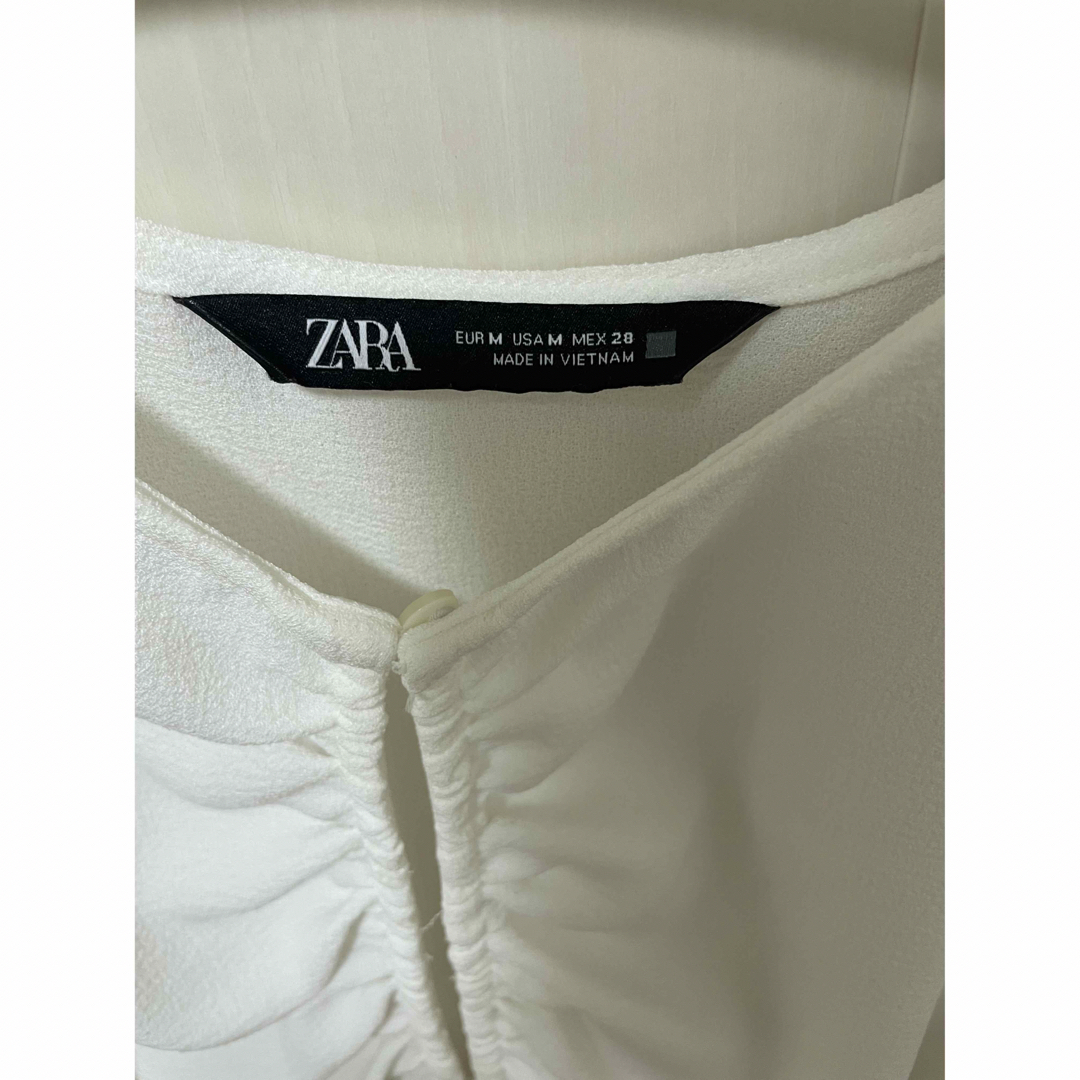 ZARA(ザラ)のZARA ブラウス レディースのトップス(シャツ/ブラウス(長袖/七分))の商品写真