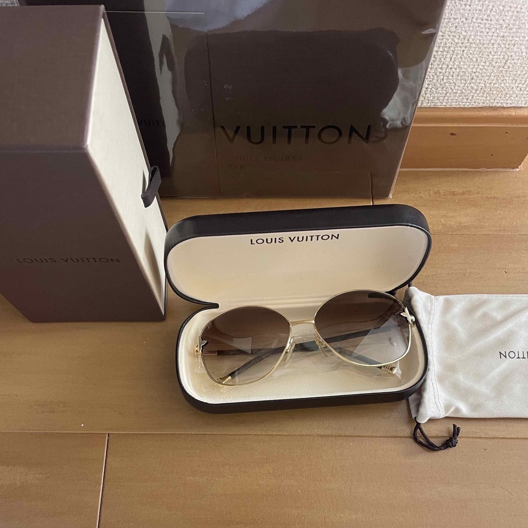 LOUIS VUITTON(ルイヴィトン)のルイヴィトン　サングラス メンズのファッション小物(サングラス/メガネ)の商品写真