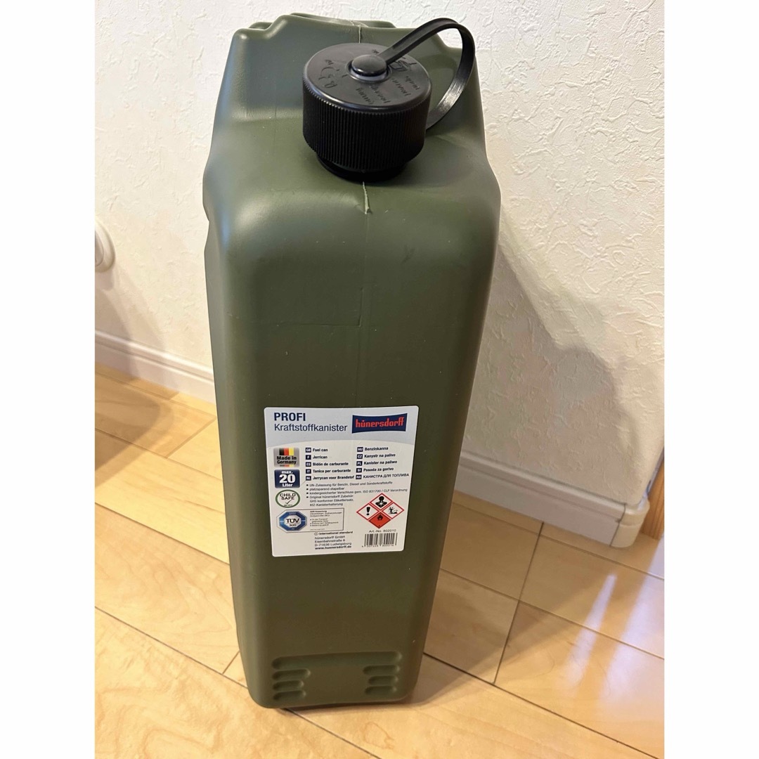 【新品】ヒューナスドルフ　ポリタンク　20L スポーツ/アウトドアのアウトドア(その他)の商品写真