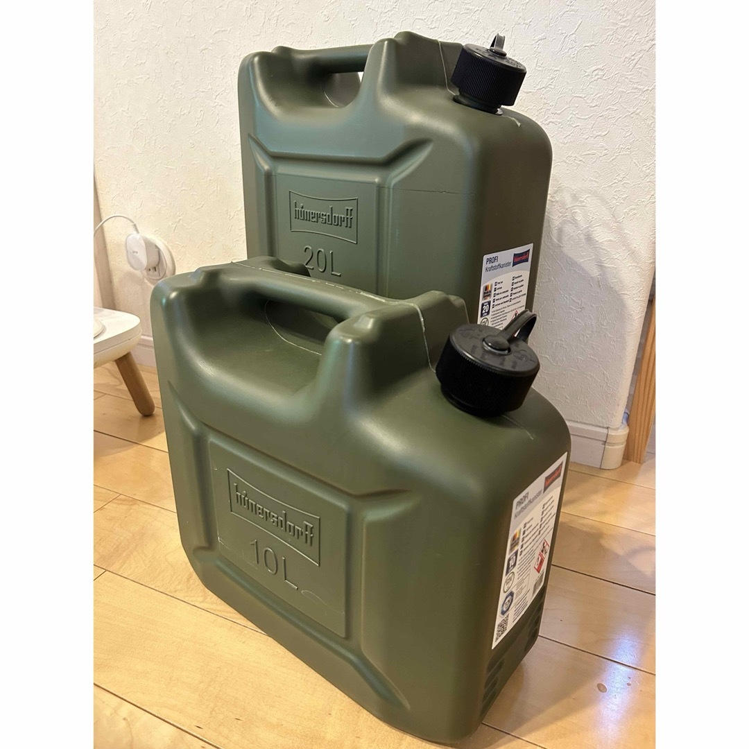 【新品】ヒューナスドルフ　ポリタンク　20L スポーツ/アウトドアのアウトドア(その他)の商品写真