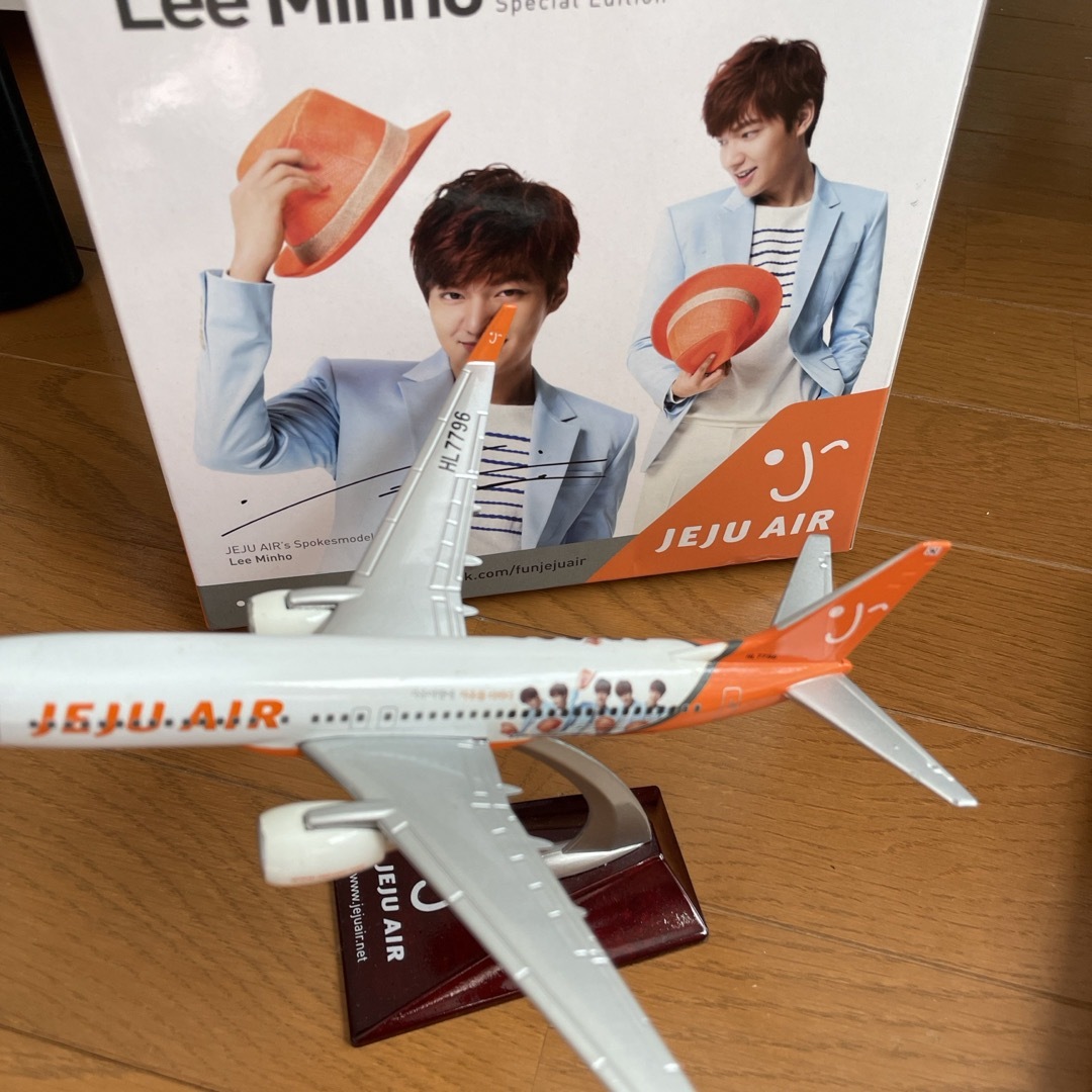 イ・ミンホ　チェジュ航空グッズ