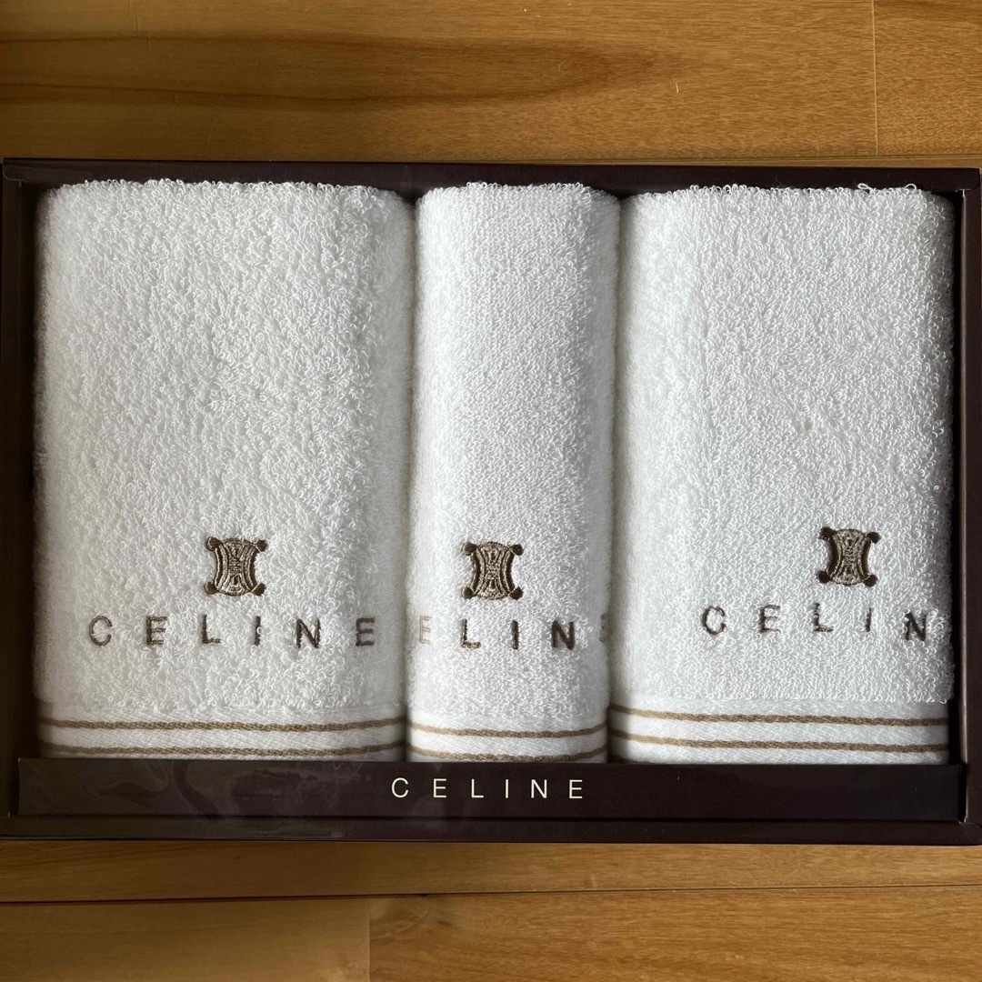 CELINE - セリーヌ タオルセットの通販 by ピsun's shop CELINE - セリーヌ タオルセットの通販 by ピsun's shop