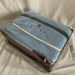 シルク100% 毛布 CELINE セリーヌ 人気のロゴマーク 新品元箱入