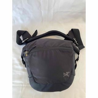 アークテリクス(ARC'TERYX)の【超レア美品】アークテリクス　ミストラル8 ブラック(ショルダーバッグ)