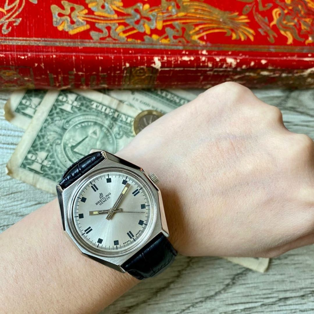 BREITLING(ブライトリング)の【レトロな雰囲気】ブライトリング メンズ腕時計 シルバー 手巻き ヴィンテージ メンズの時計(腕時計(アナログ))の商品写真