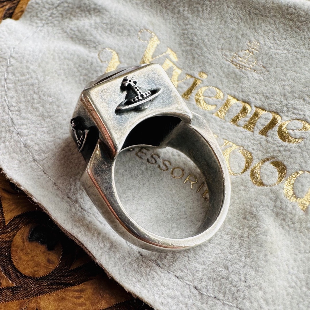 Vivienne 廃盤 SQUARE BOX RING 13号-