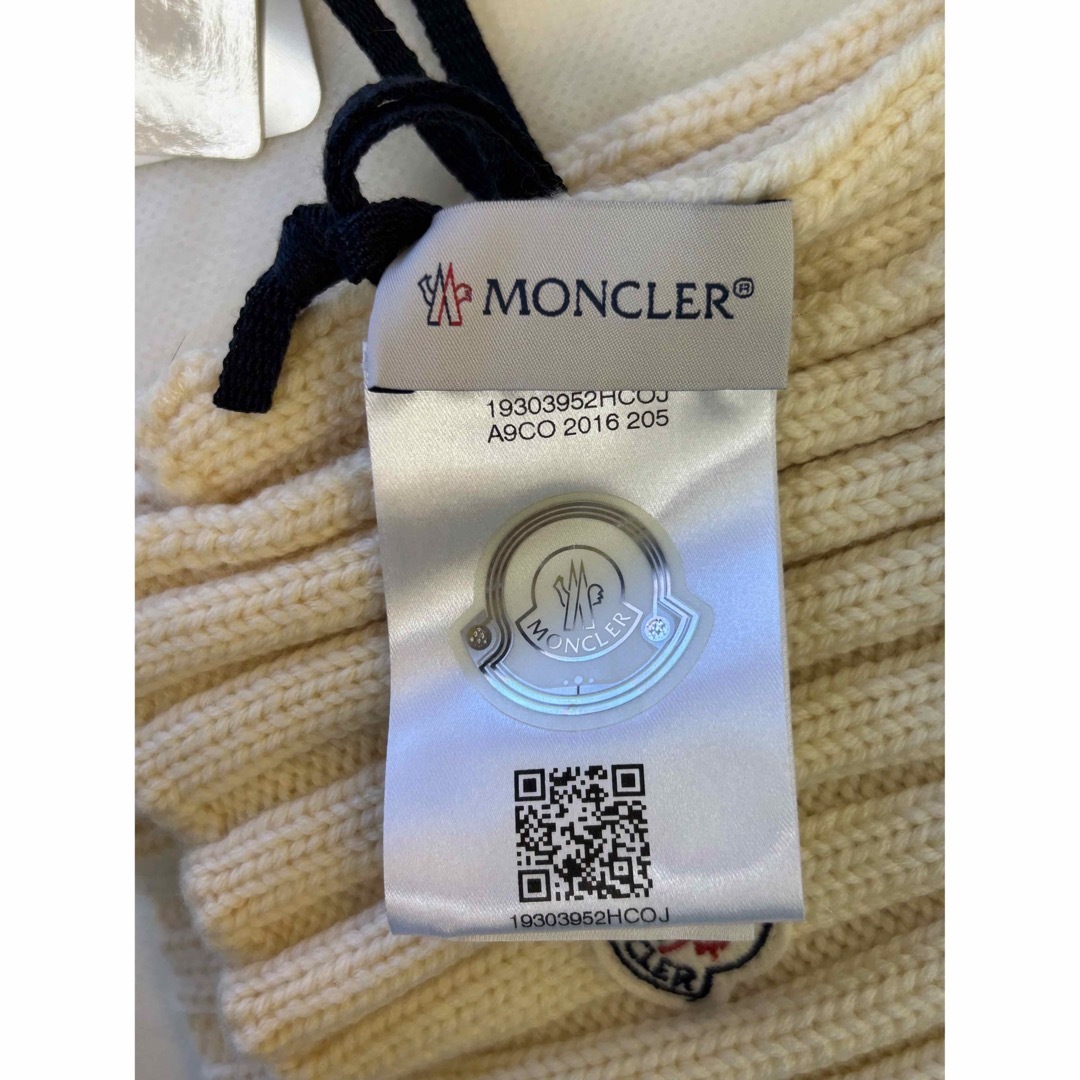 MONCLER(モンクレール)の新品！MONCLER モンクレール SCIARPAリブ編みウールニット マフラー レディースのファッション小物(マフラー/ショール)の商品写真